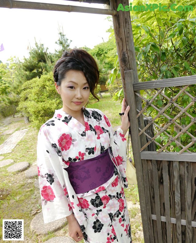 Mizuki Tsujimoto - Fotogalery Mom Bang No.8852f4