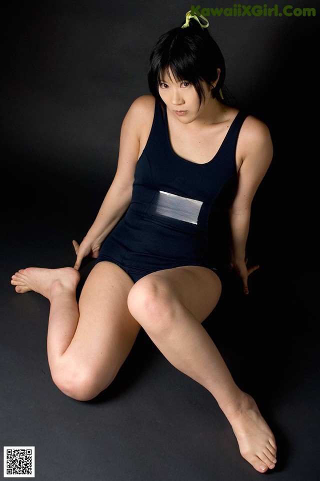 Minato Sakurai - To Squeezing Butt No.11607b